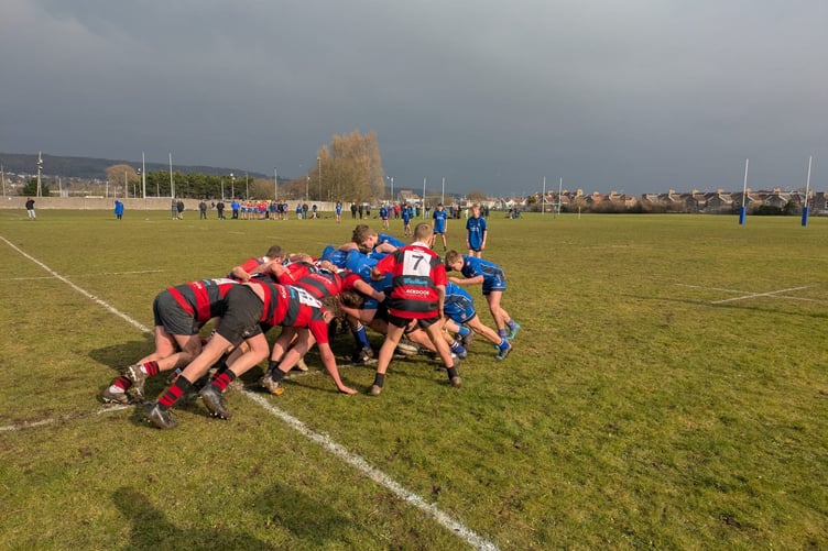 Wellington (Red & Blacks) scrum down at Weston