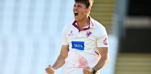 All-rounder Pretorius back with Somerset 