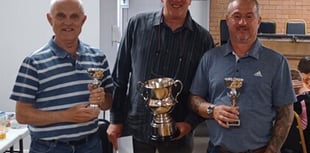 Cottage Pies teammates go head-to-head