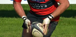 Wellington shock second-placed Crediton 