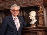 Wellington shop to host 'value day' with BBC Antiques Roadshow expert