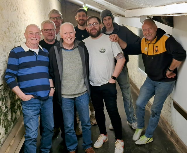 Cottage Pies under pressure as title rivals win their games 