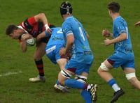 Wellington squeeze home by one point in rugby thriller 