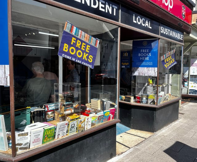 Rotary Club pop-up book shop returns to Wellington town centre