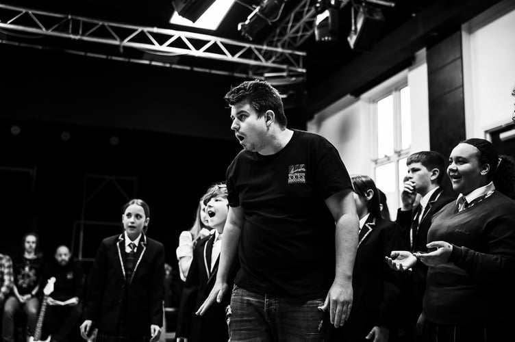 Michael Cole as Dewey Finn