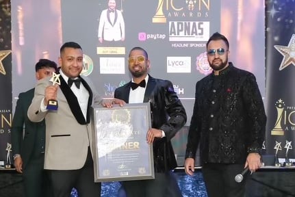 Asif Iqbal of Wellington Tandoori has been named the "Curry King" at the Prestigious Asian ICON Awards