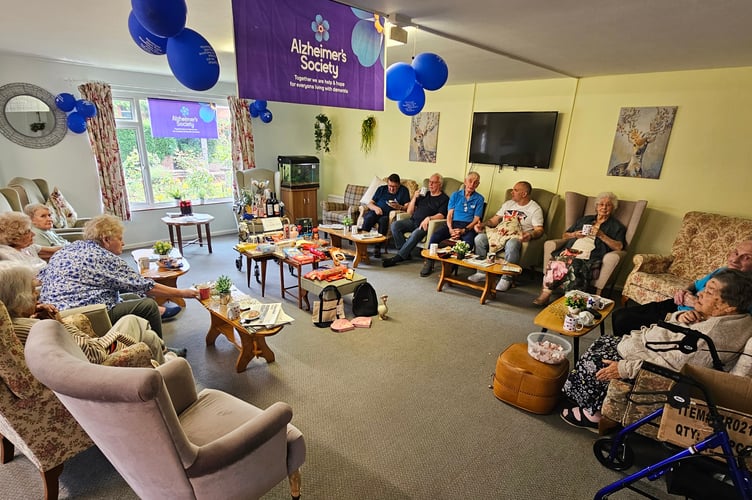 House manager of Abbeyfield's Ivy House organised a fund raising event to raise money for Alzheimer's week