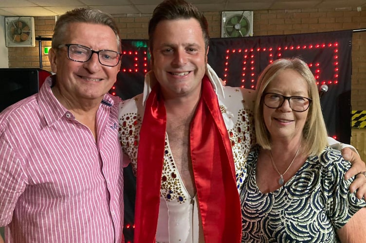 Ken and Jeanette Bird are pictured with Stuart Horne