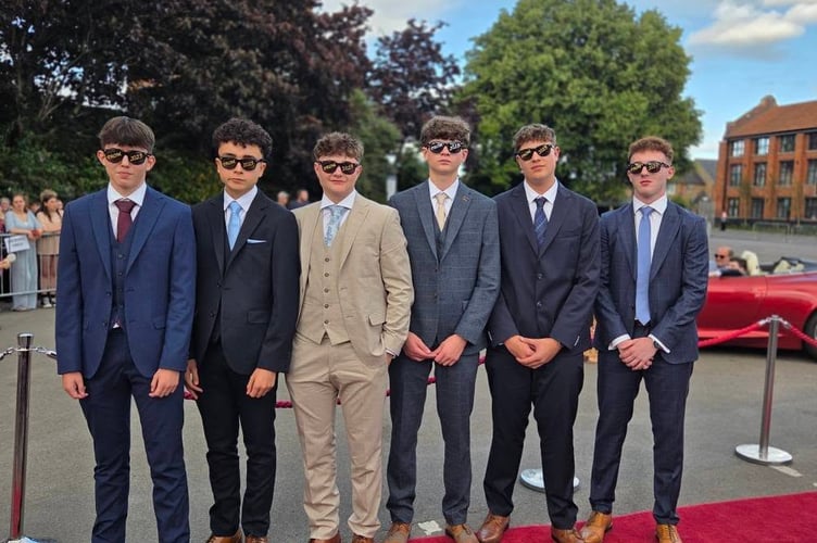 Students arrive for the Court Fields School Leavers' Prom 2025