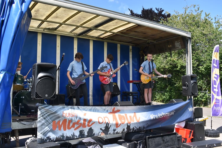Huish music on tour at the Somer of Sound