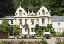Twelve stations tackle country house fire near Wellington