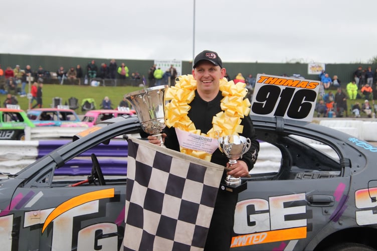 World Champion Luke Thomas