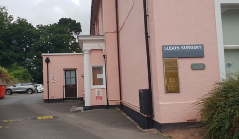 Councillors "appalled" by pharmacy uncertainty 