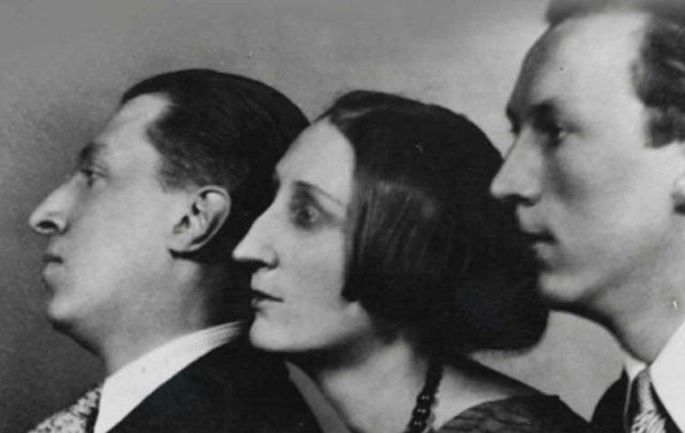 Telegraph restaurant columnist William Sitwell will speak on his historic family members at an upcoming talk