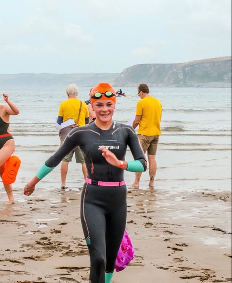 Bella Whitelaw is fundraising to compete in two international competitions