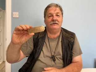 Man hopes to reunite family with memorial plaque