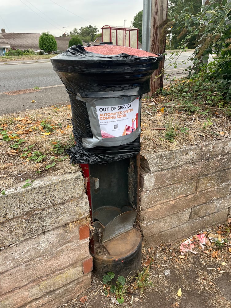 The gutted postbox on Hilly Head