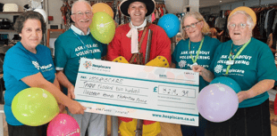 Hero raises more than £3,000 with historic reenactment
