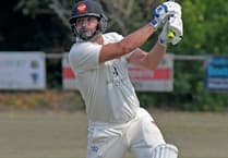 Wellington chase third successive victory