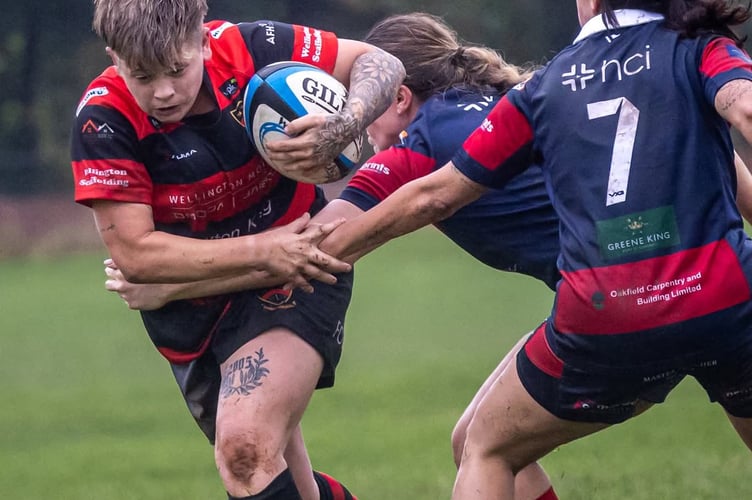 India Davey on one of her trademark runs for Vixens