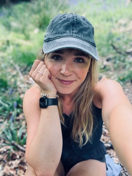 Award winning science and nature writer Sophie Pavelle will be meeting people in Uffculme next week.