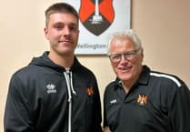 Wellington knocked out of Vase by Penzance