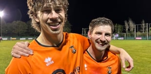 Wellington stun Street with quickfire second-half double 