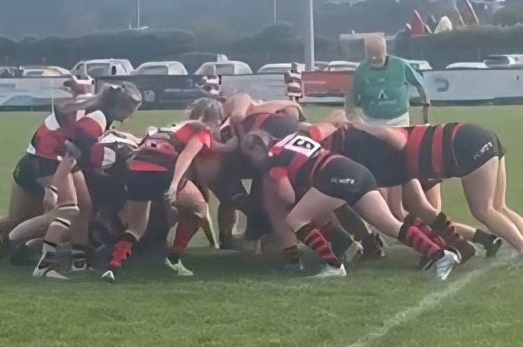 Wellington Ladies scrum down at Teignmouth