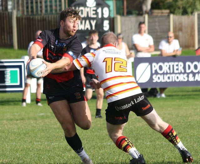 Wellington go down away to Cullompton 