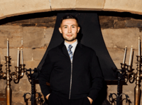 Wellington born influencer invited to explore The Traitors castle