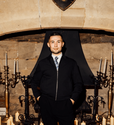 Wellington born influencer invited to explore The Traitors castle