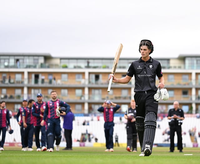 Young all-rounder Vaughan signs extended contract 