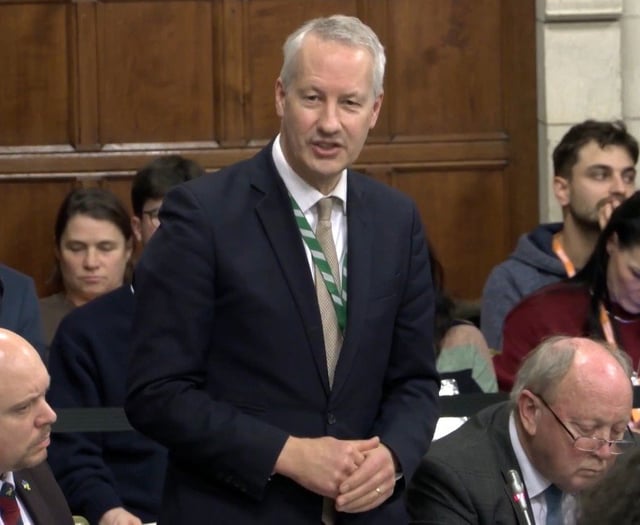 More than 4,500 oppose digital ID cards