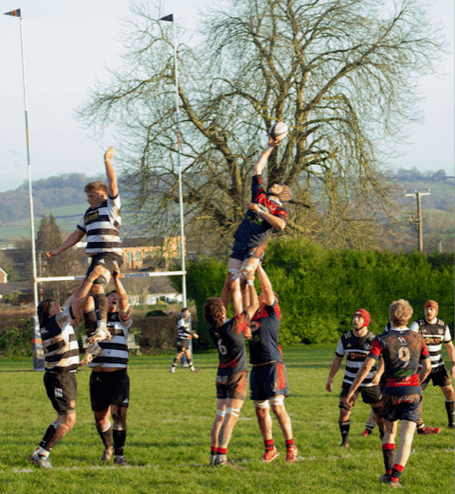 Lineout action between Wiveliscombe and Torquay Athletic