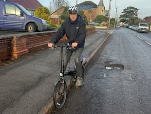 Cyclists in Wellington face pothole peril