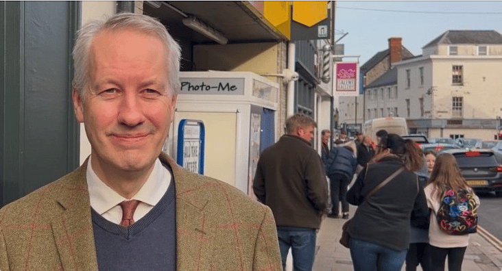 MP surveying small businesses on costs