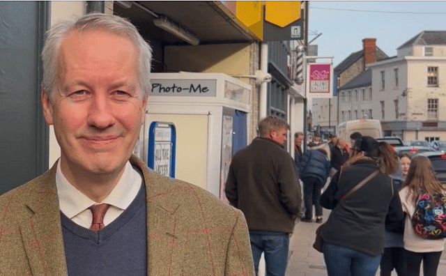 MP surveying small businesses on costs
