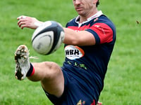 Wivey continue title charge with victory at strugglers Penryn