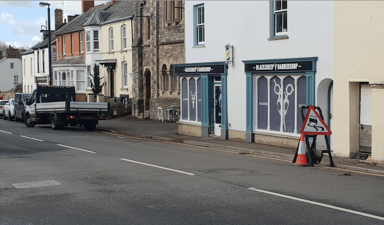 A car crash occurred in Mantle Street, Wellington, on Friday in which a woman was seriously injured.