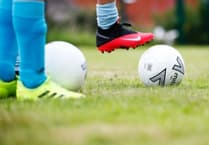 Wanderers adapt splendidly to new formation