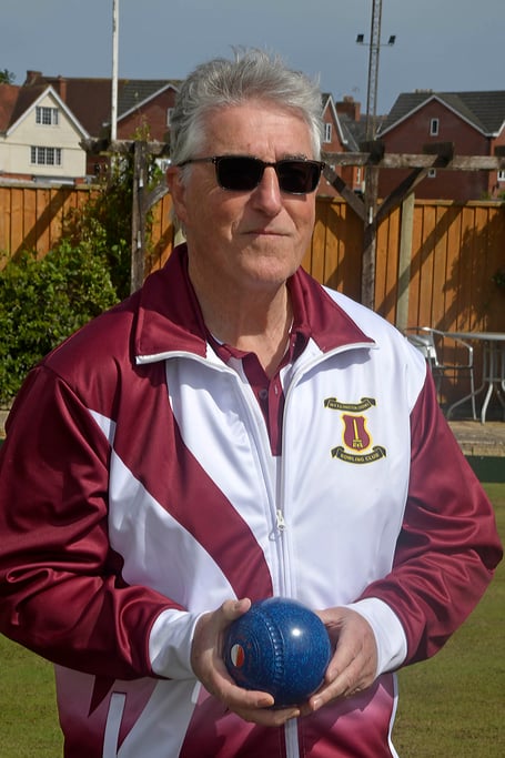 President Mike Groves has officially opened the new outdoor season at Wellington Bowling Club