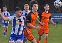 Wellington chasing season's double over Street