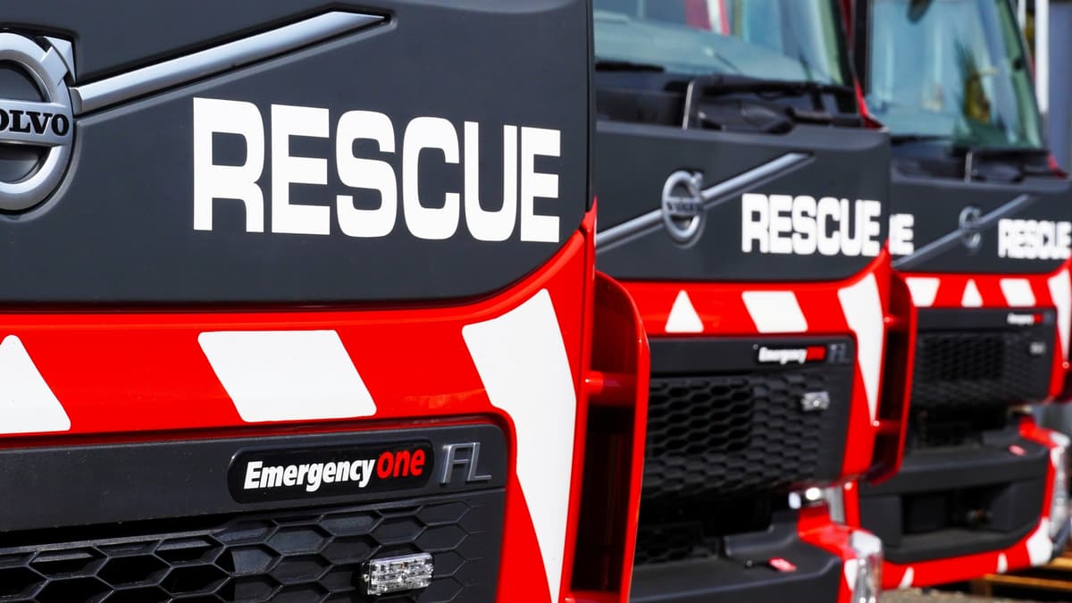 Four fire crews called as blaze engulfs kennels in countryside outside ...
