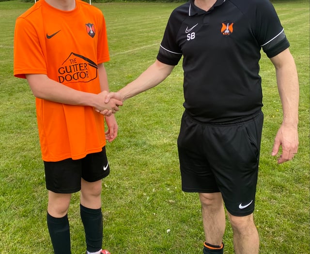 Wellington Town Under 15s end season with home success 