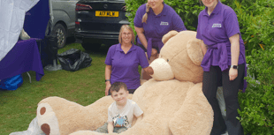 Hundreds attend spring fair in park
