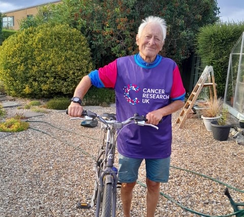 Somerset Fingerpost Fund donation remembers cycling campaigner