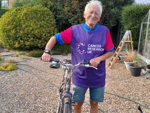 Somerset Fingerpost Fund donation remembers cycling campaigner