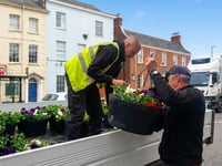 Summer feeling as colourful baskets go up in Wellington town centre