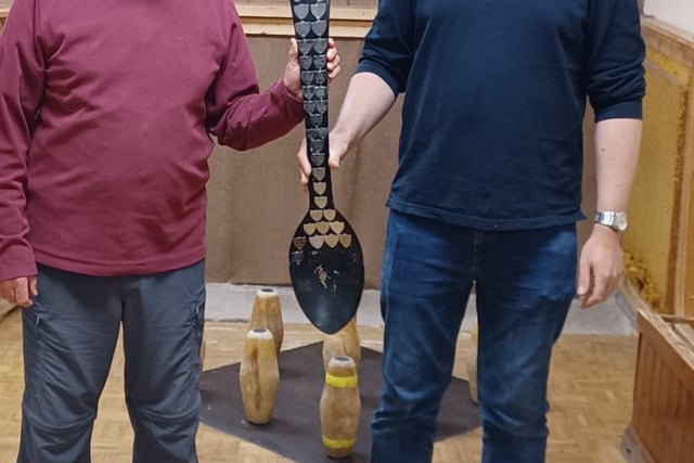 Odds and Ends win wooden spoon play-off 