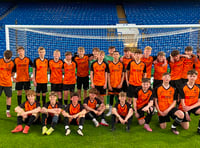 Wanderers shine on Stamford Bridge stage
